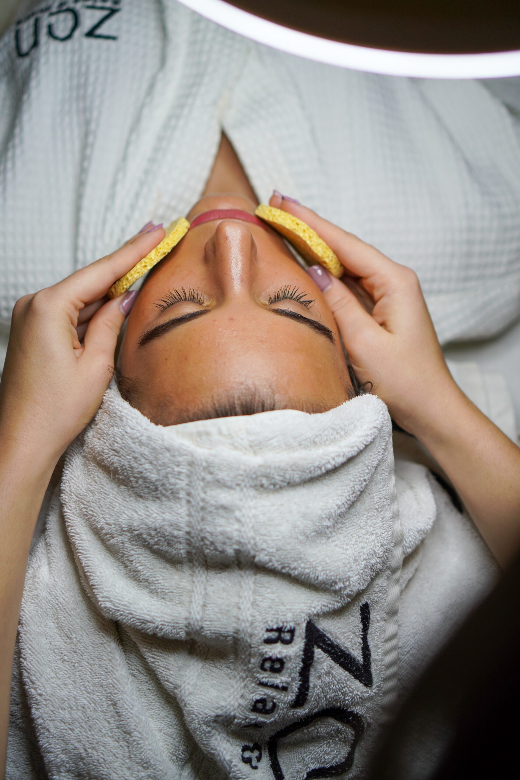 pexels-john-tekeridis-3212164 waxing studio near me